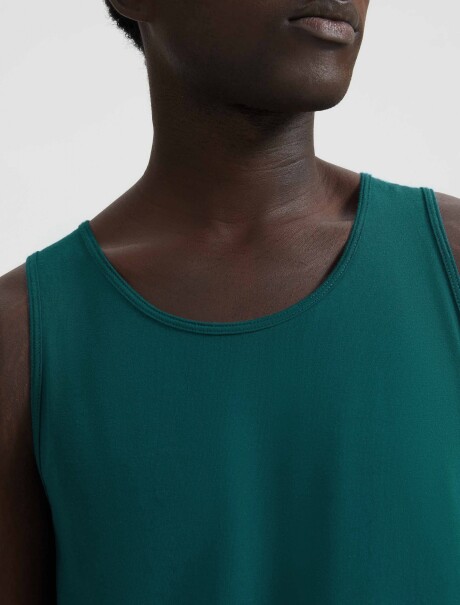 MUSCULOSA BÁSICA MASCULINA VERDE