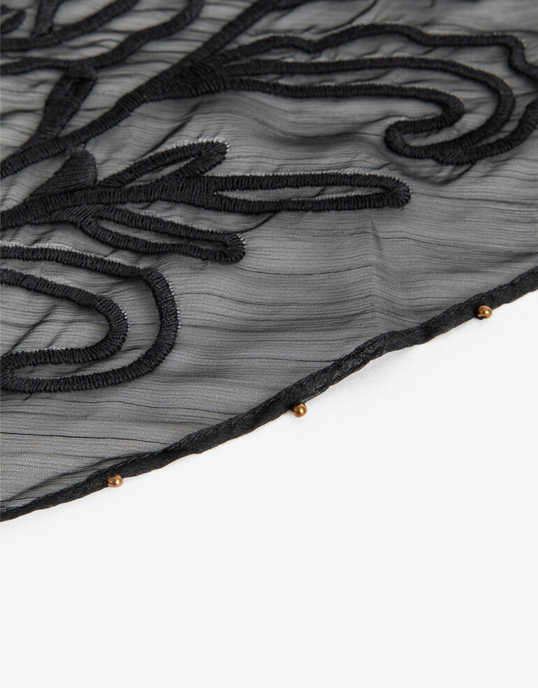 Pañuelos Raso Bijoutero Triangular De Gasa Doble Con Bordado Y Beads - Negro