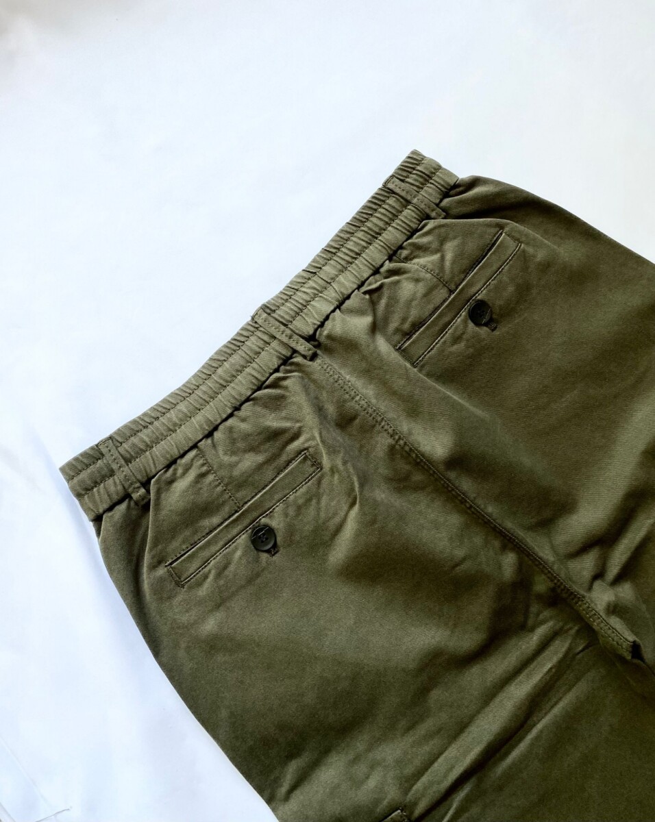 PANTALON KARGO VERDE OSC. 