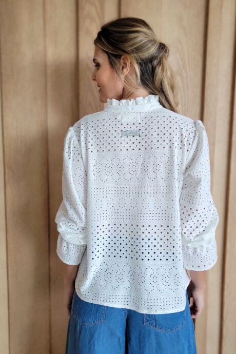 Blusa Copenhague Broderie crudo
