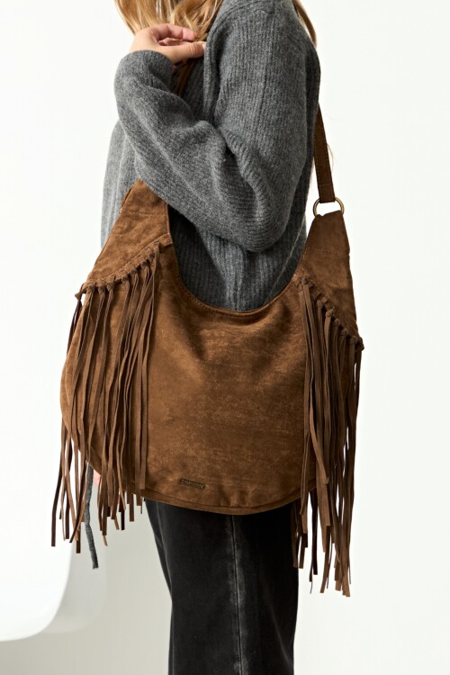 Cartera bandolera suede con flecos chocolate