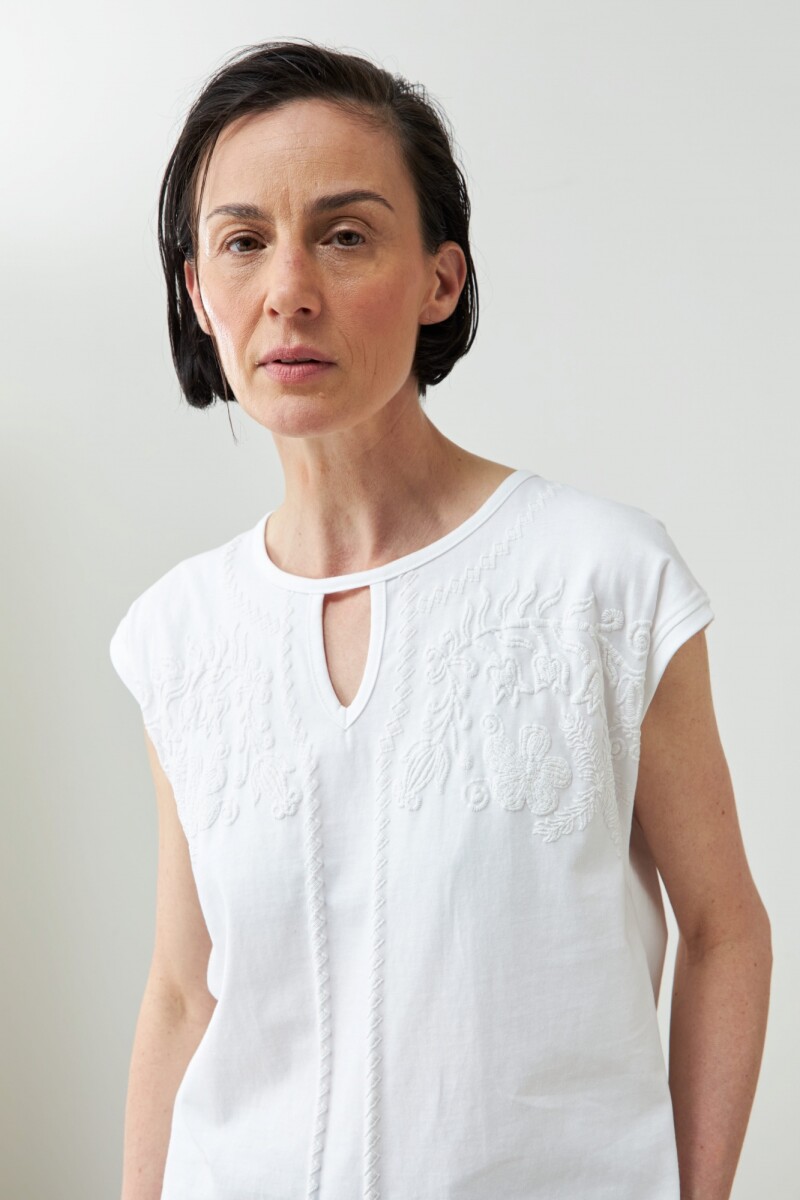 Remera estampada Jazmín Silvestre blanco