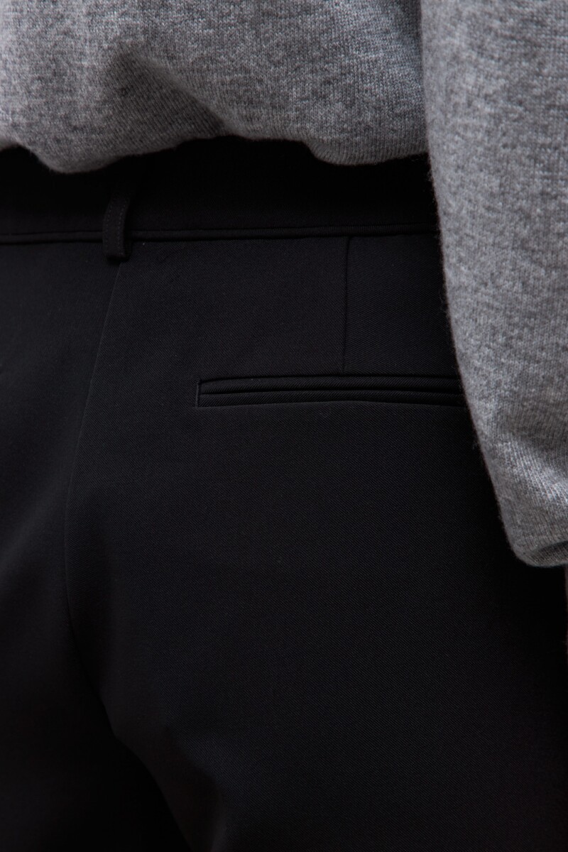 Pantalón recto sastrero negro