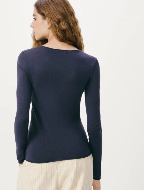 BLUSA EN PUNTO TEJIDO LIVIANO AZUL