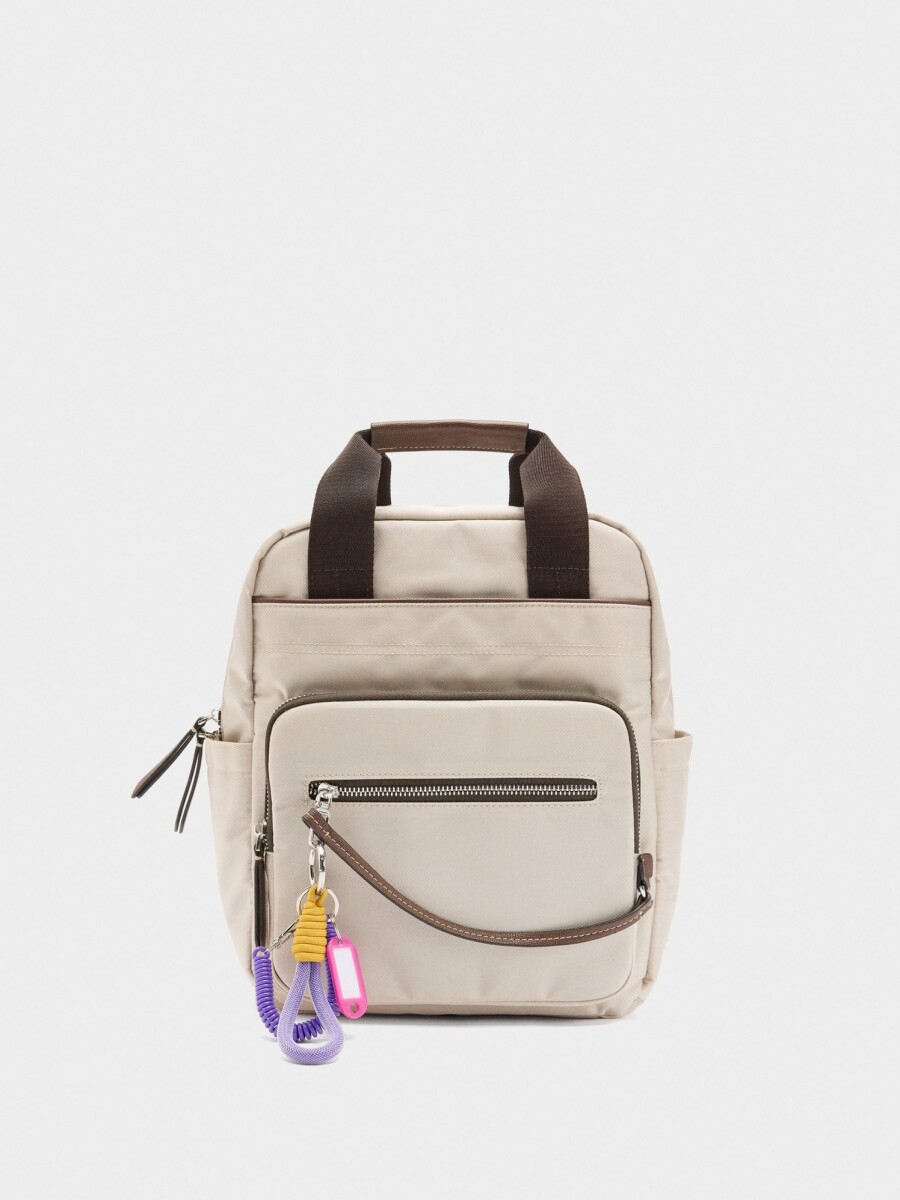 Mochila De Nylon Con Colgante crudo
