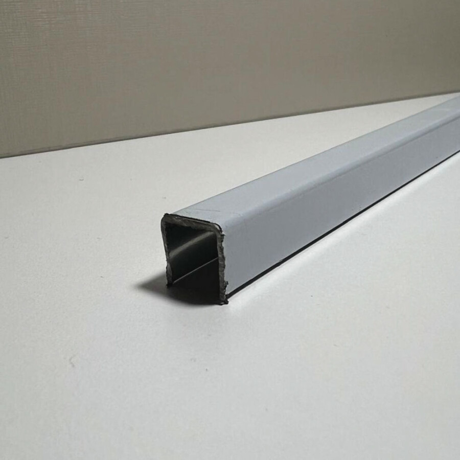 Listelo Royal de Acero Inoxidable Brillante 10 mm Listelo Royal de Acero Inoxidable Brillante 10 mm