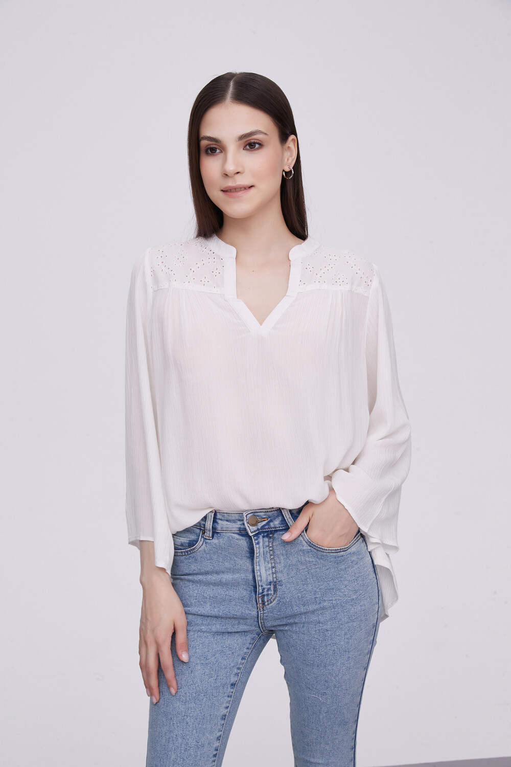 Blusa Bursas Marfil / Off White