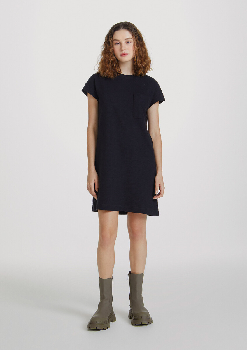 VESTIDO BÁSICO FEMENINO MANGA CORTA CON BOLSILLO - NEGRO 