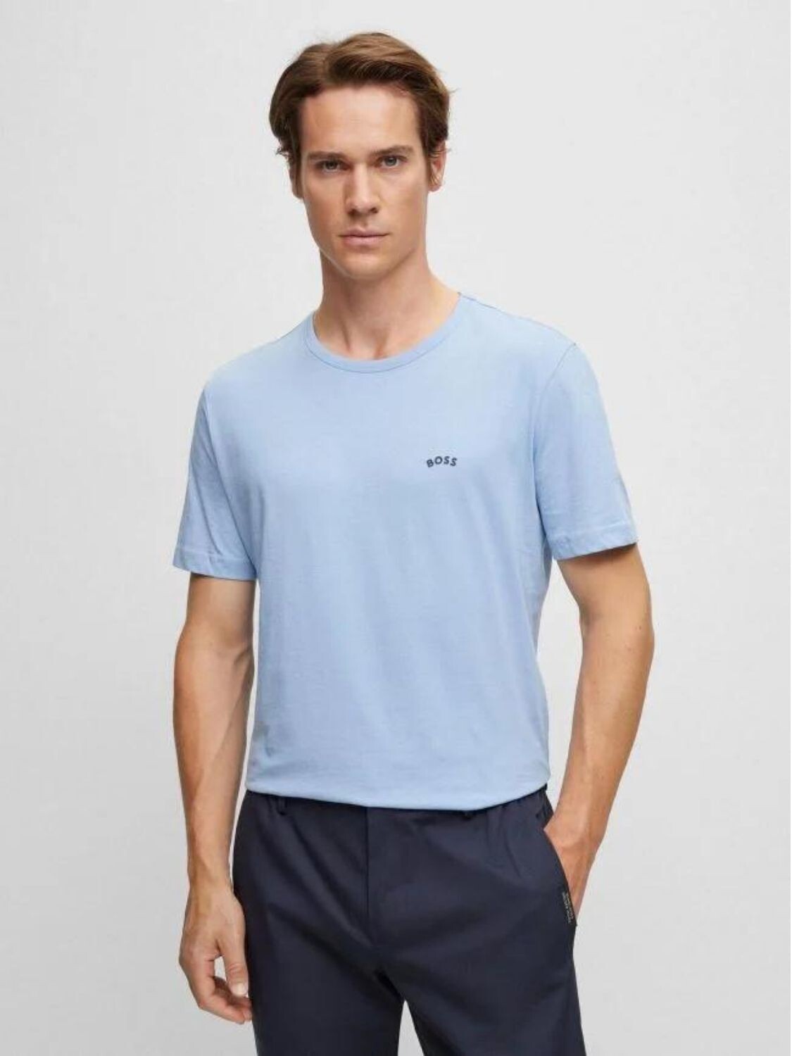 Hugo Boss -Remera básica de algodón, regular fit, TEE CURVED Celeste