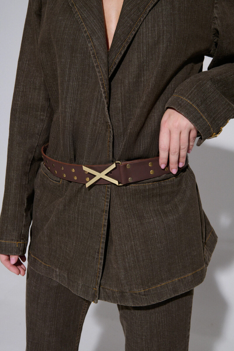 CINTURÓN TACHAS Marron