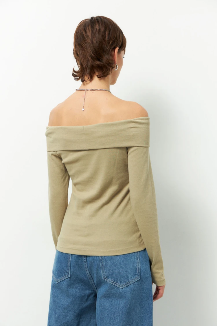 REMERA CORINO Verde Grisáceo