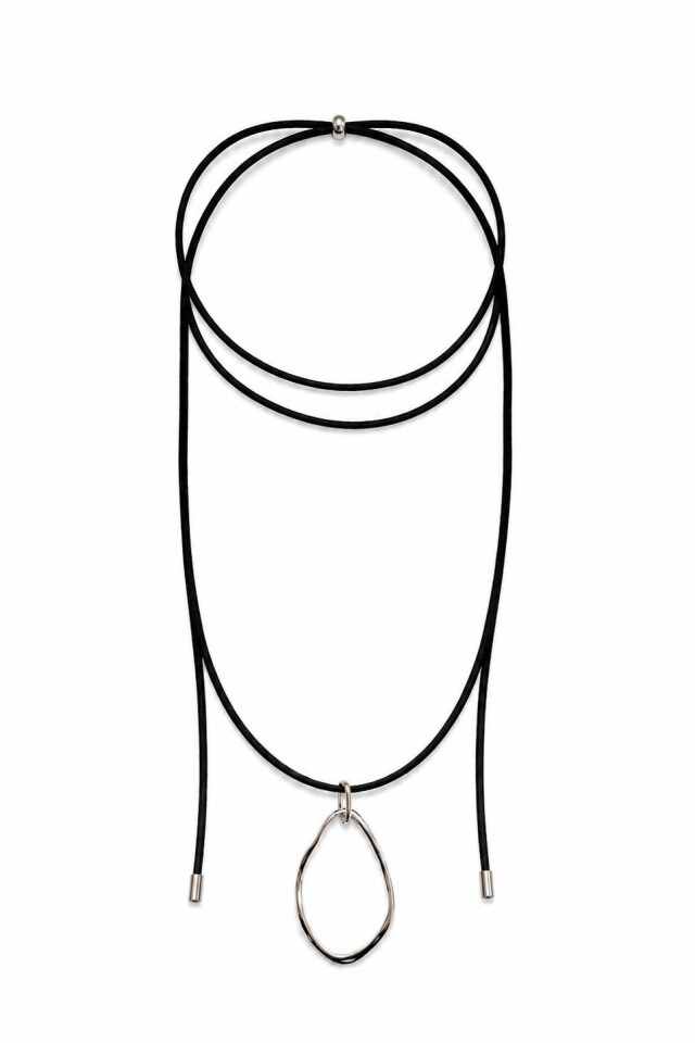 Collar cordón colgante de acero plateado