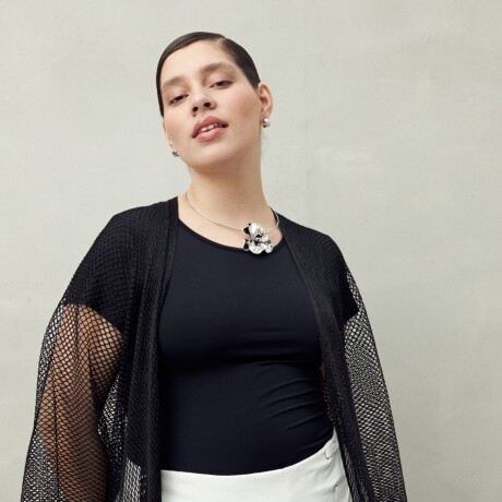 PONCHO SAVIA Negro