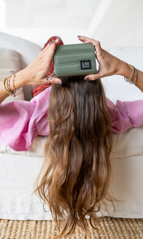 BILLETERA VERA LAUREL