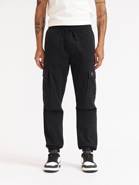 PANTALON CARGO SALTA NEGRO