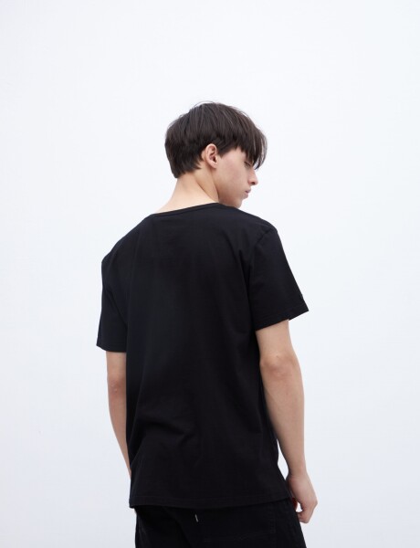 Remera Gunnar Negro
