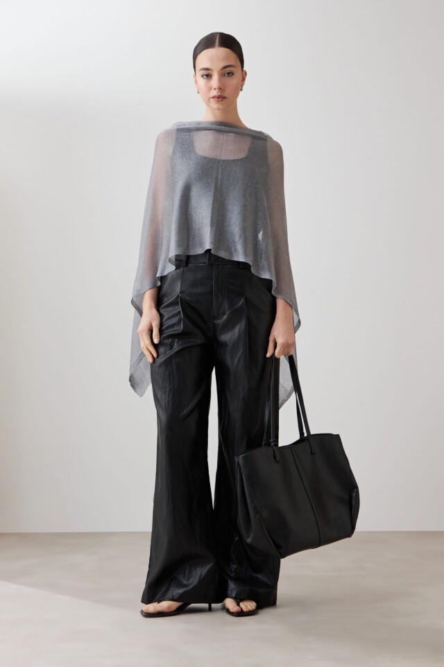 Capa con lurex gris