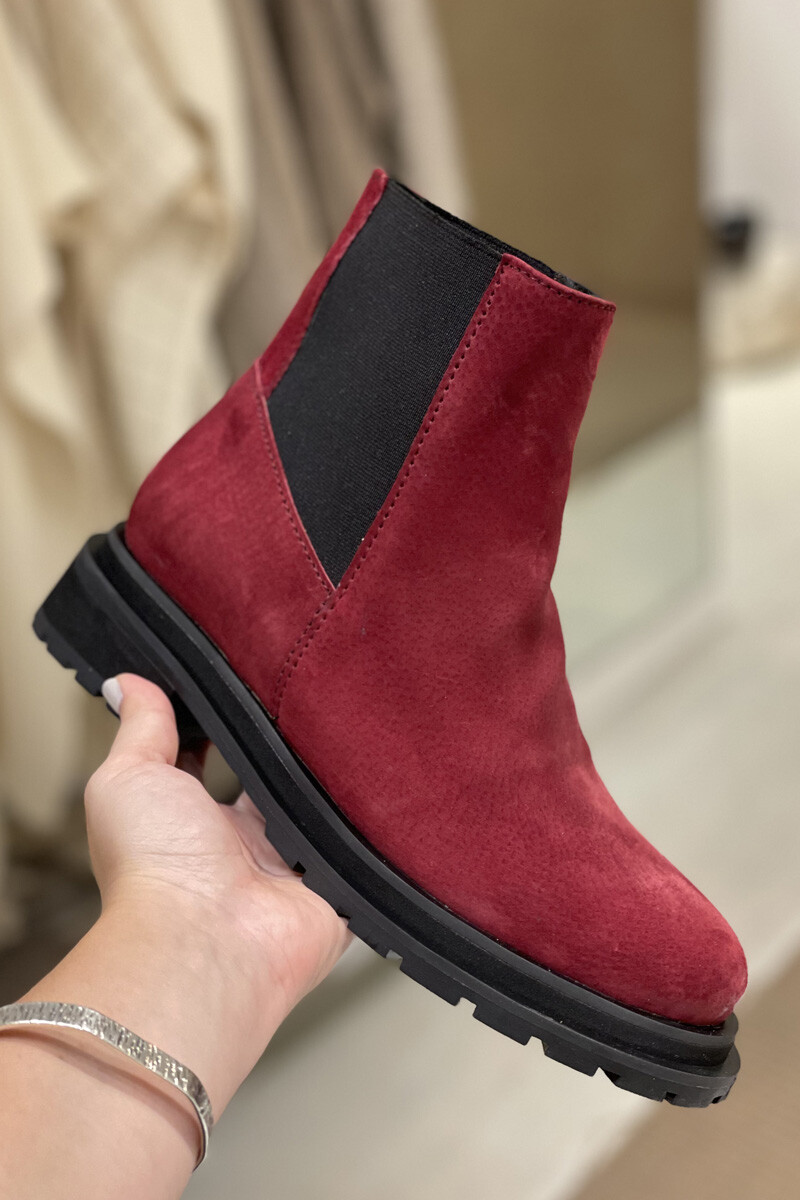 Bota Lola Gamuza bordo
