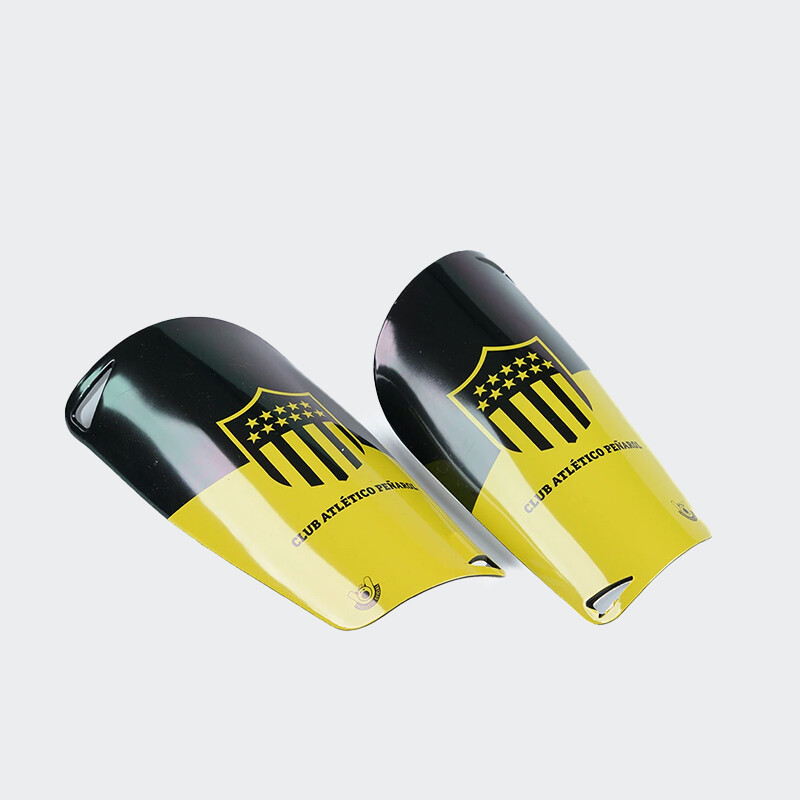 Canillera Umbro CAP Amarillo