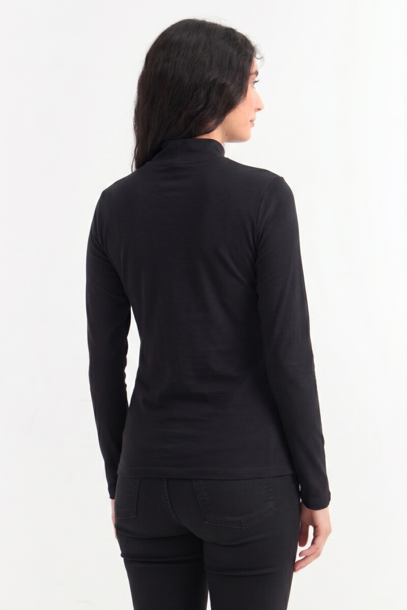 Remera m/l media polera NEGRO