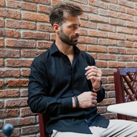 Camisa de lino Negra