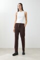 Jogger c/textura acanalada chocolate
