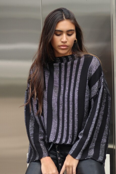 Sweater Kai Negro