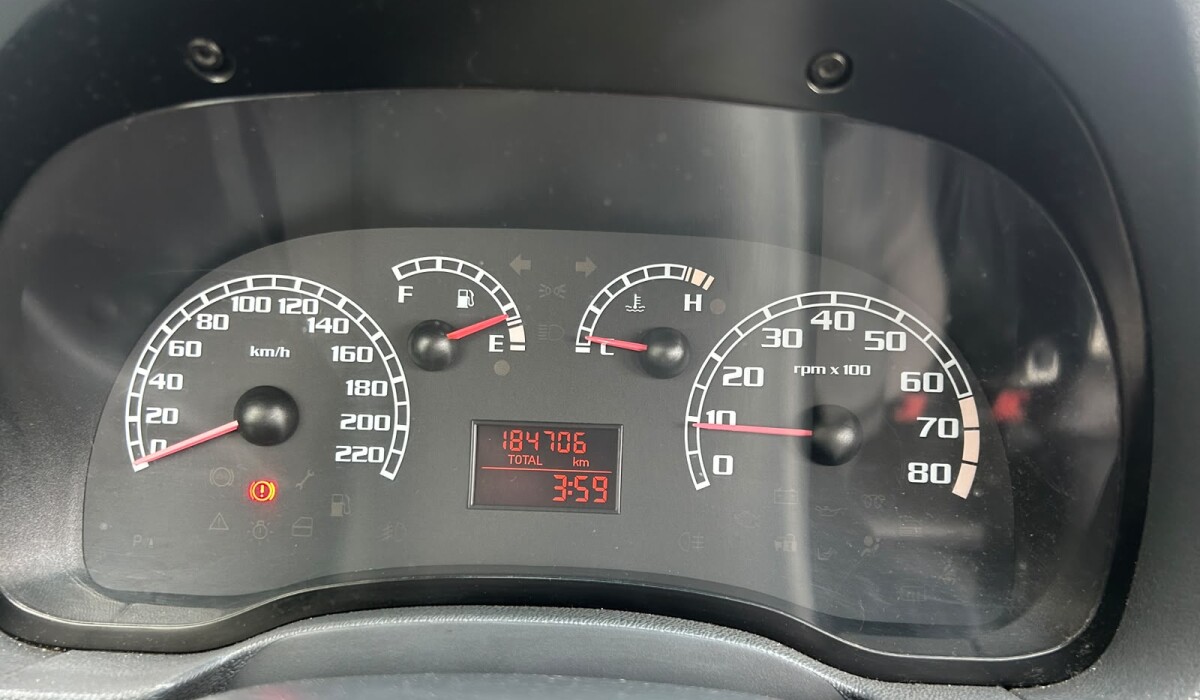 Fiat Palio 1.3 ELX A/A - 2006 Fiat Palio 1.3 ELX A/A - 2006