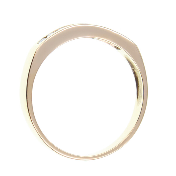 Anillo medio sin fin Chana chico en oro amarillo 18k con brillantes. Anillo medio sin fin Chana chico en oro amarillo 18k con brillantes.