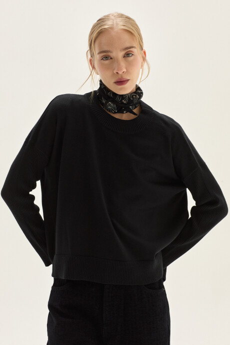 Sweater Rosewood Negro