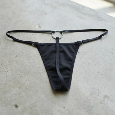 Tanga Cola Less Con Aro Metálico Negro