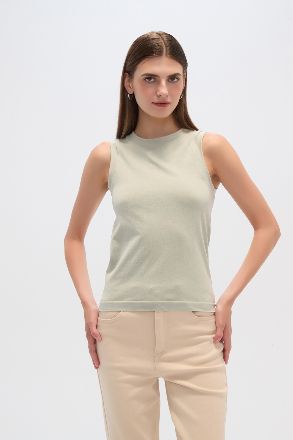 Musculosa Rerti Verde Palido