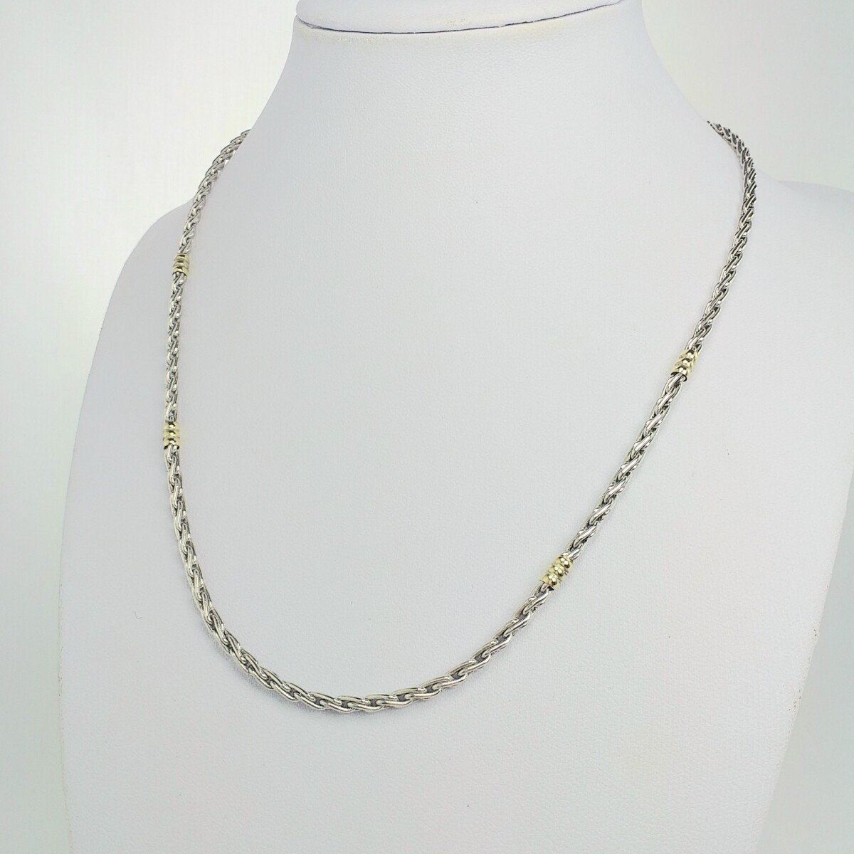 Gargantilla de plata 925 con detalles de doublé en oro 18ktes. 