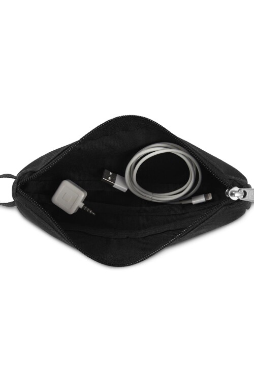 CARTUCHERA BASIC ACCESSORY POUCH BLACK