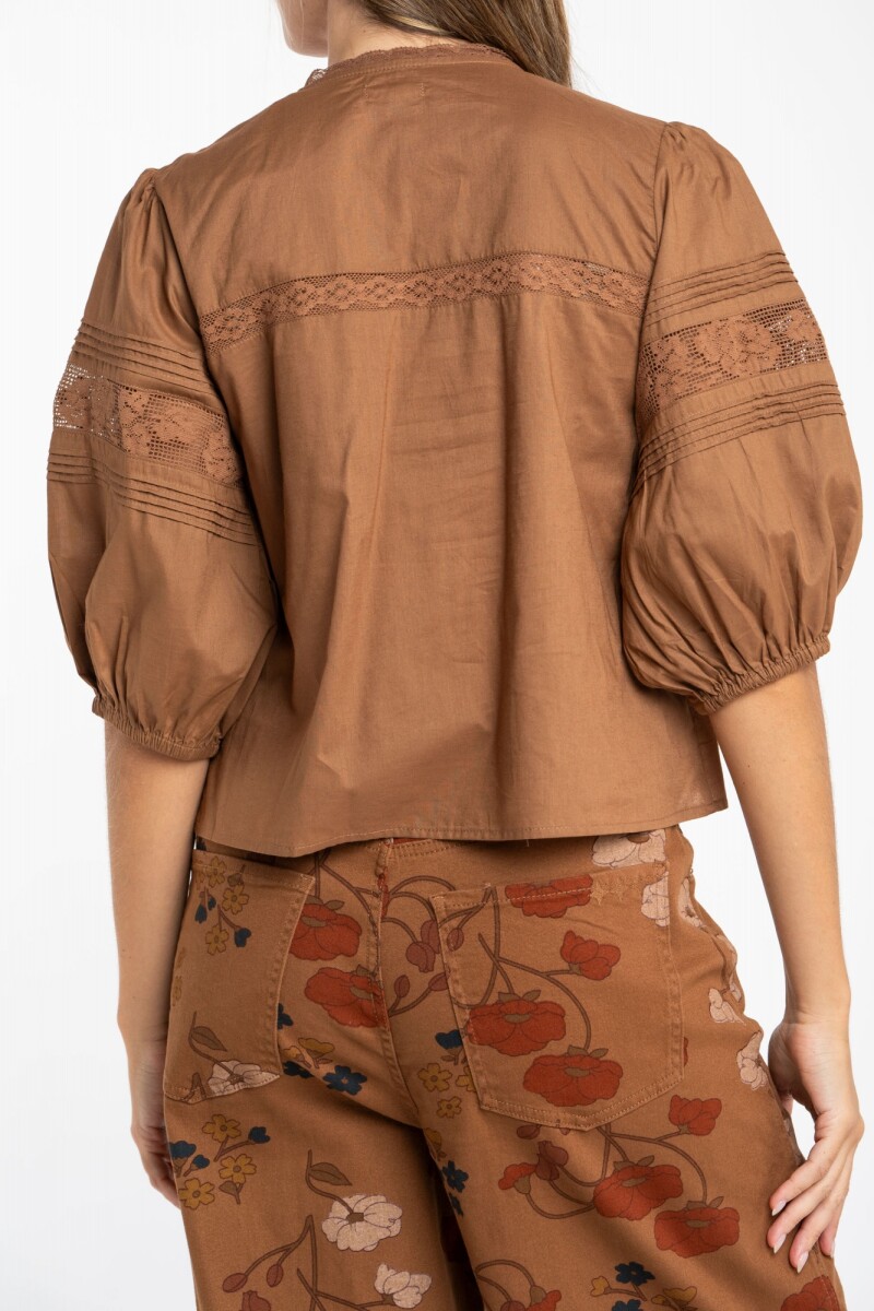 Blusa Encaje Bordados Chocolate