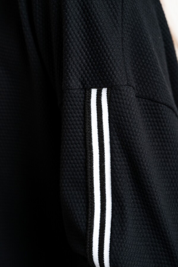 Sweater Negro