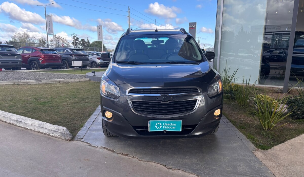 Chevrolet Spin LTZ AT 7Plz - 2016 Chevrolet Spin LTZ AT 7Plz - 2016