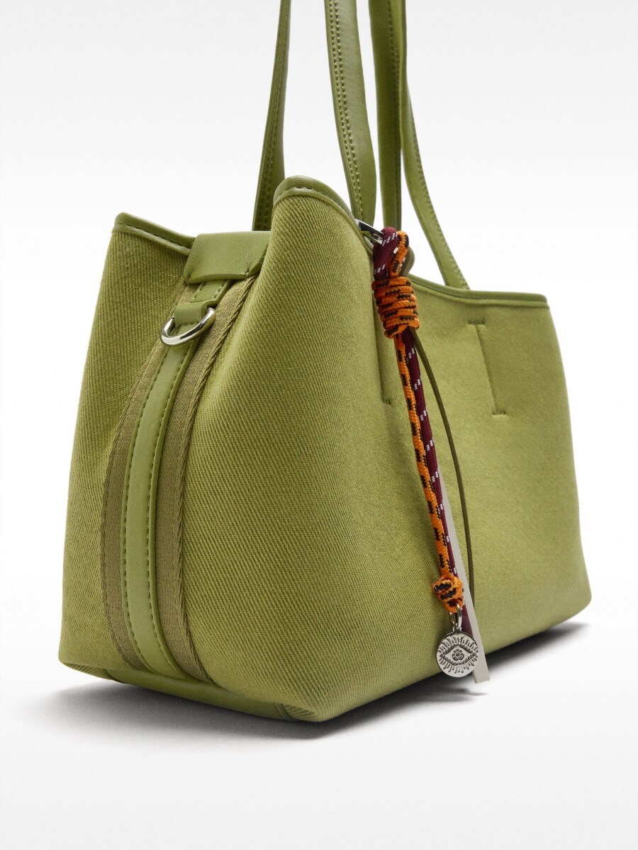 Bolso Tote De Tejido Con Colgante verde