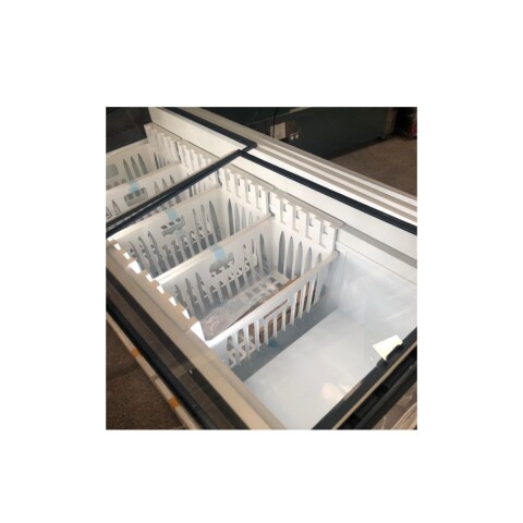 FREEZER 516 LITROS 2 TAPAS RECTAS KUMA W-516A Freezer 516 Litros 2 Tapas Rectas Kuma W-516a