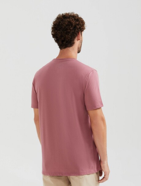 CAMISETAS BÁSICAS REGULAR WORLD ROSA