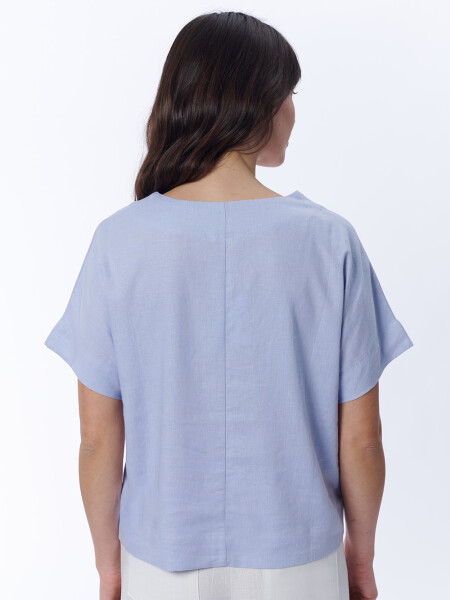Blusa cuello en v con lino Celeste