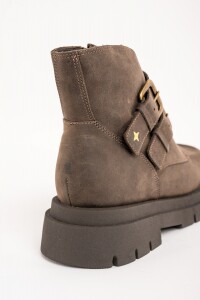 Bota Cuero Con Hebillas Vison