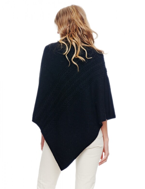 Poncho Trenza NEGRO