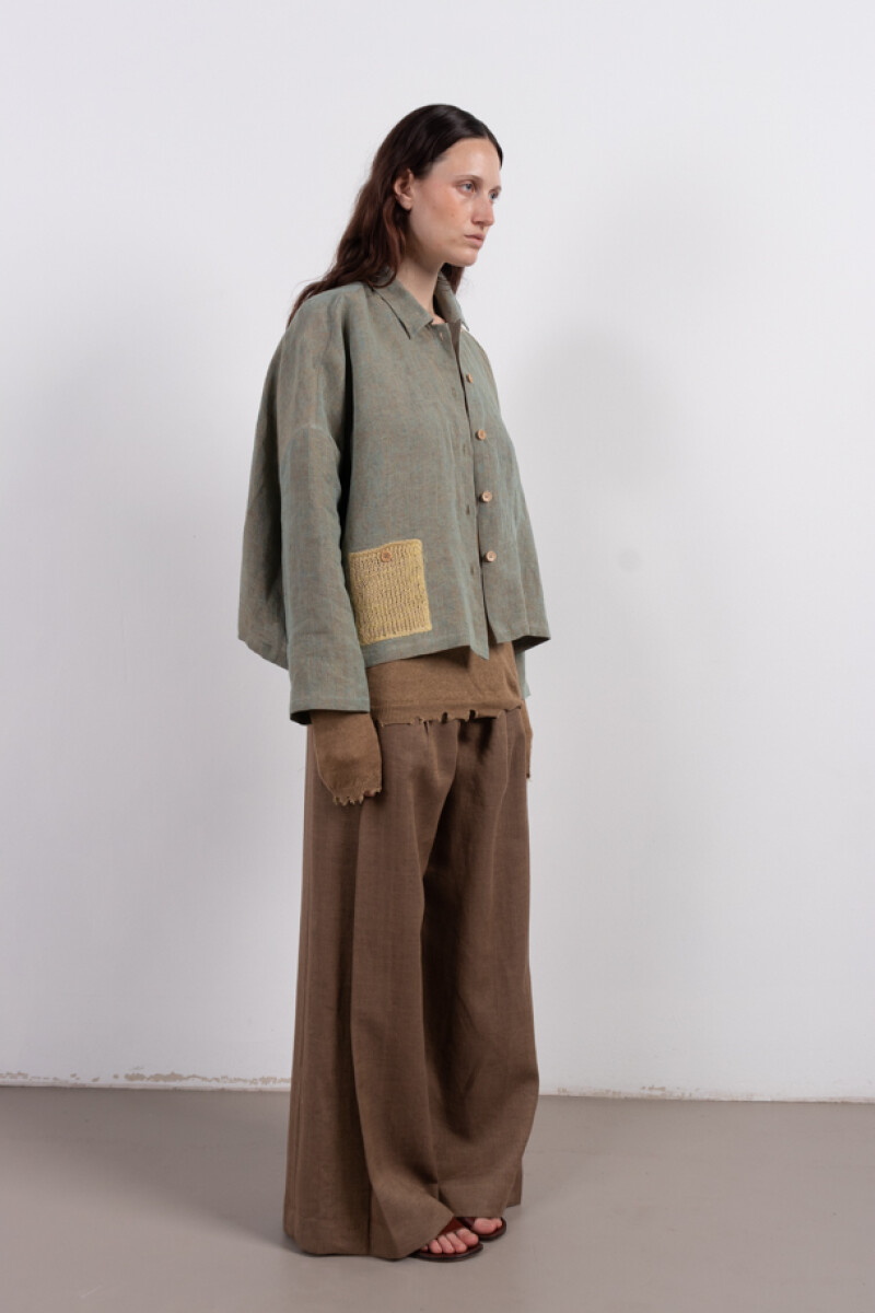 CAMISA CON DETALLE Verde