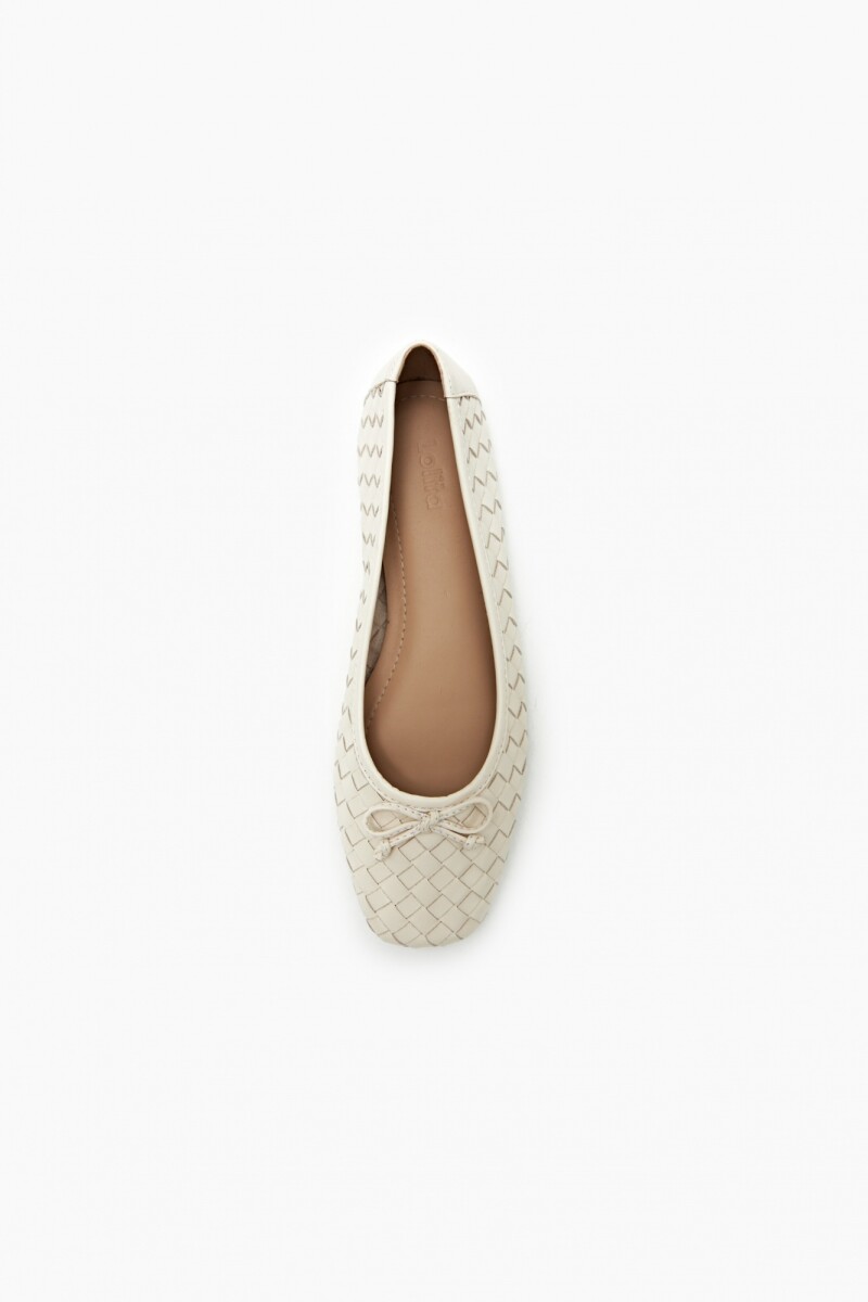 Ballerina Cassia de cuero texturada crudo