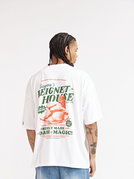 REMERA BOXY MAGIC BLANCO
