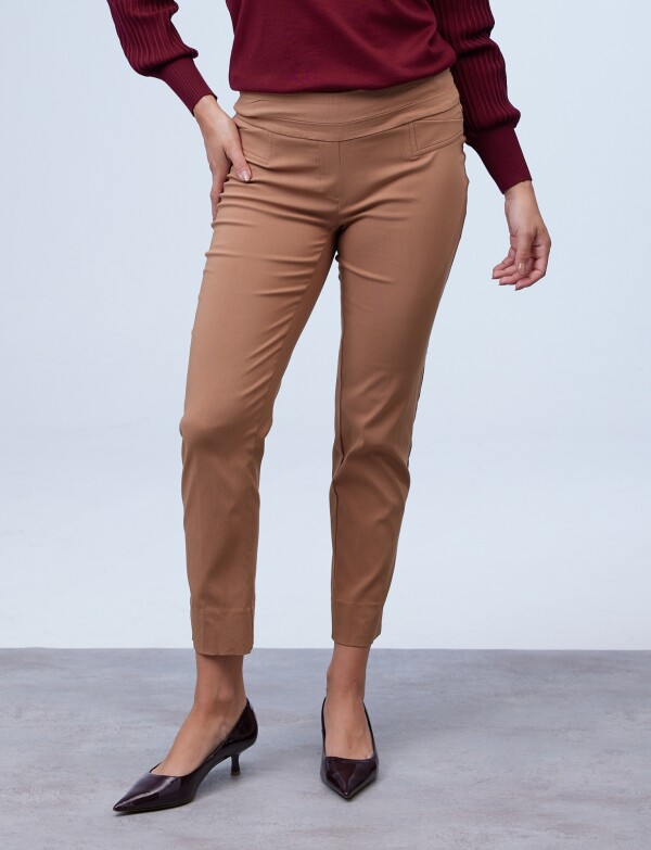Pantalon Pull On BEIGE OSCURO