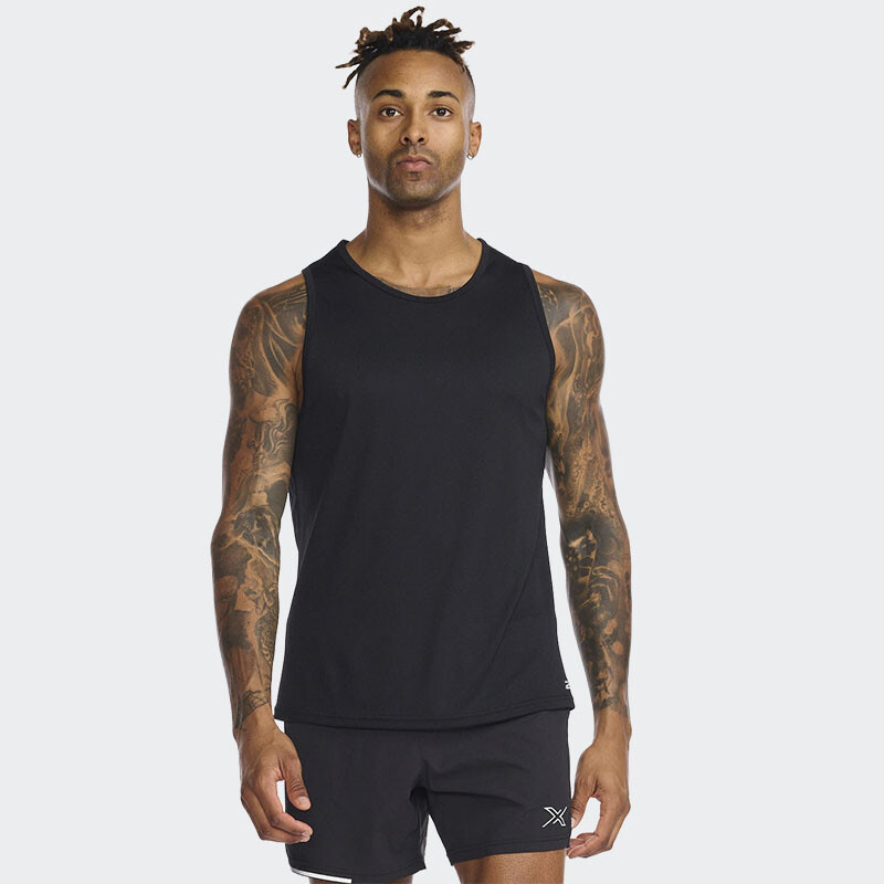Musculosa 2XU Aero Tank Negro