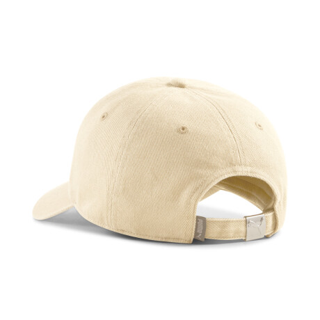 Wardrobe ESS Metal Dad Cap 02596805 Crema