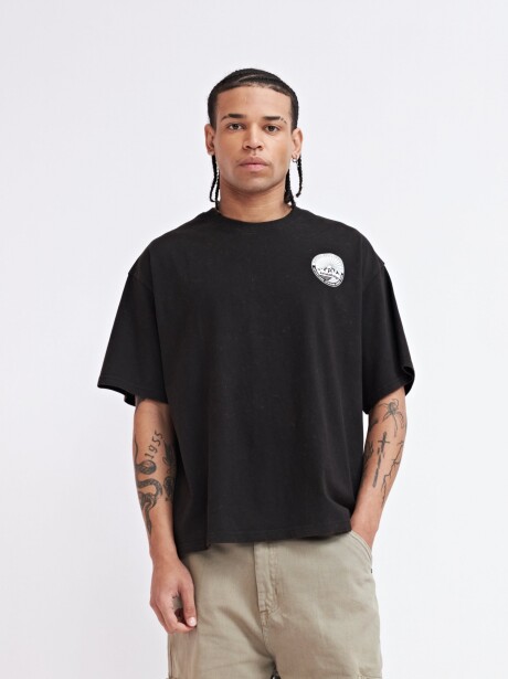 REMERA KHAN NEGRO